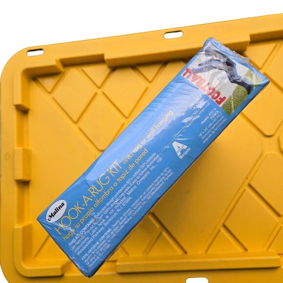 Malina Hook-A-Rug Kit Football is a vintage latch hook rug kit - Picture 7 of 7